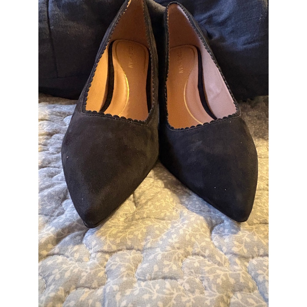 Cole Haan Grand 360 Black Suede Scalloped Pointed Toe Pumps W35022 Women's 9.5B - Picture 2 of 10